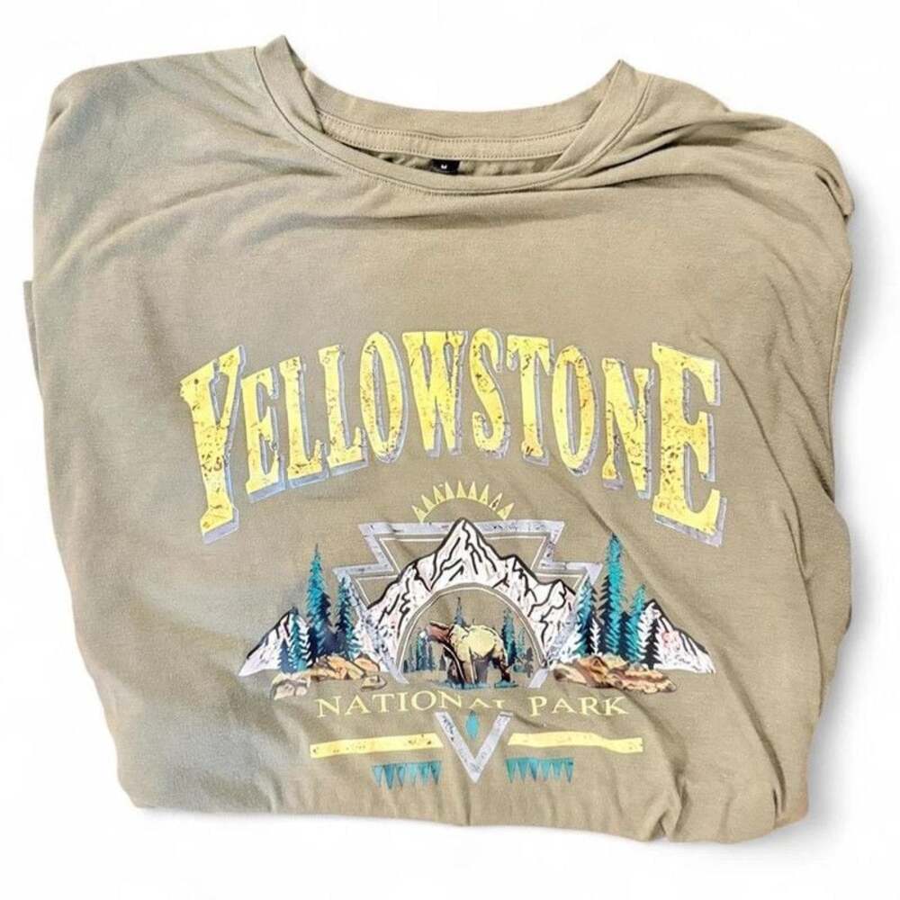 Yellowstone National Park Graphic T-Shirt Mountain & Tree Design